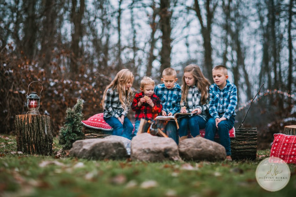Family Campfire Smores Photography at Cobblestone Wedding Barn Scottsville, NY