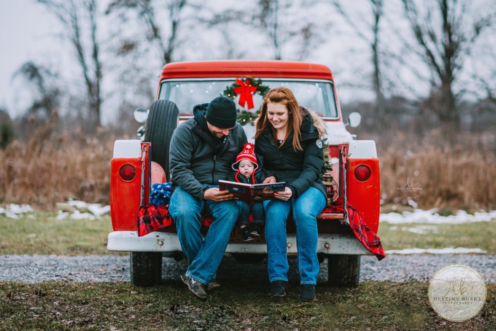 Vintage Truck Family Christmas Photography Rochester, NY