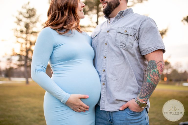 maternity, session, rochester, ny, photography, photographer, pregnancy, pregnant, baby bump, couple