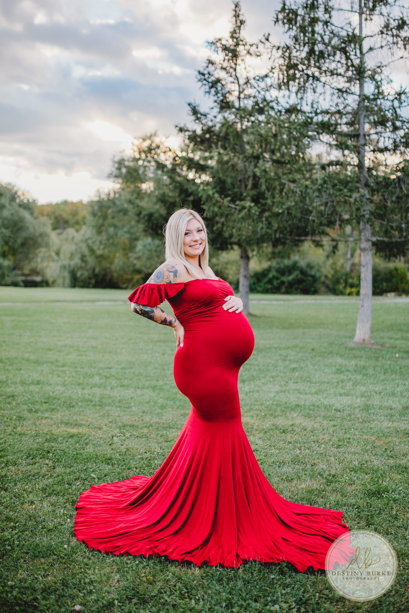 Pregnancy, maternity, red dress, couples, maternity gown, Black Creek Park, North Chili, NY, upstate, photography, photographer