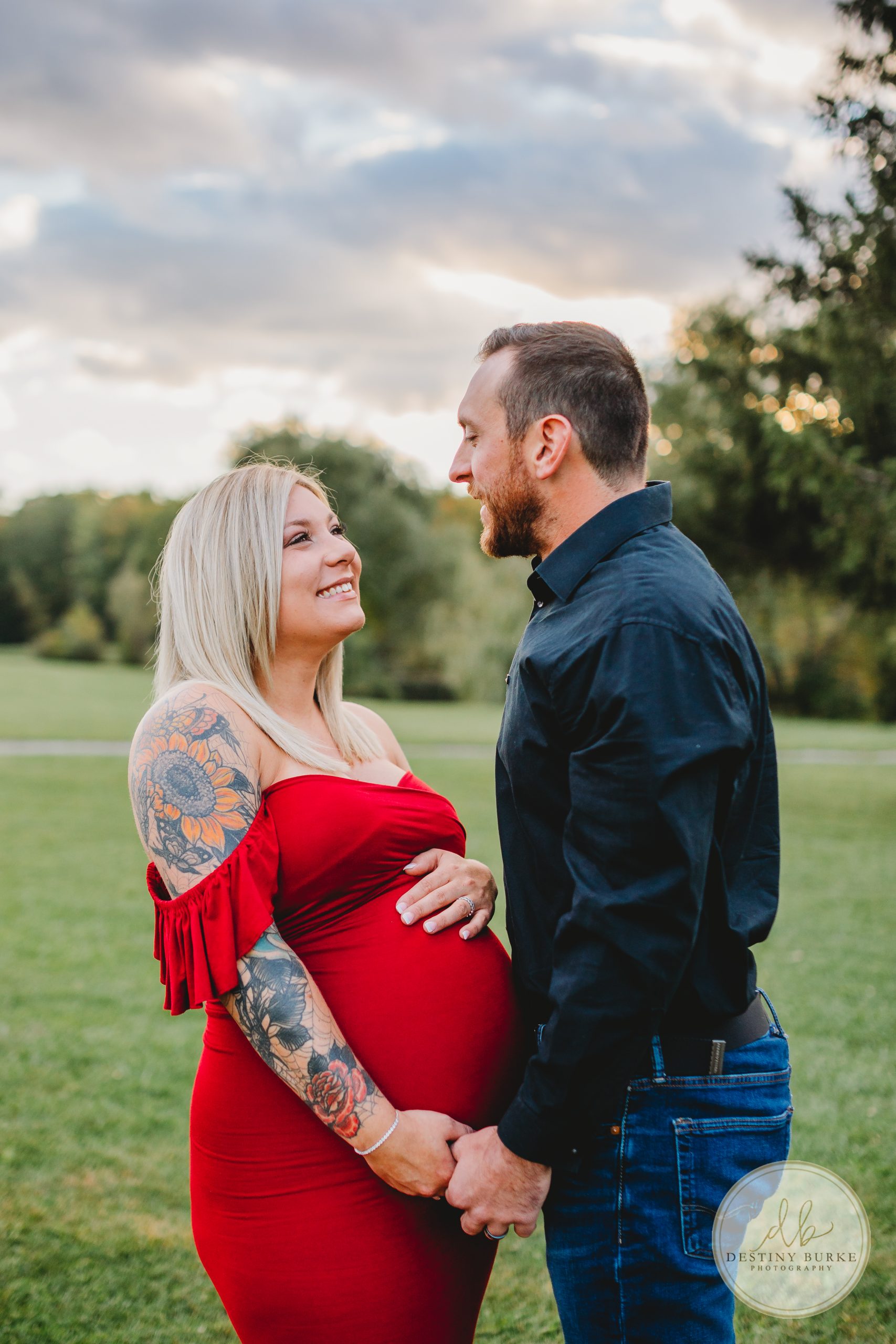 Pregnancy, maternity, red dress, couples, maternity gown, Black Creek Park, North Chili, NY, upstate, photography, photographer