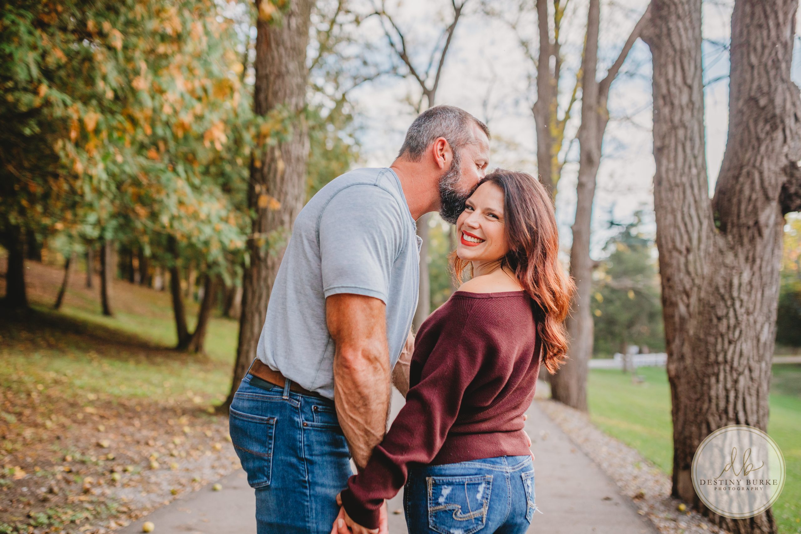 Al Lorenz Park, Mt Morris, upstate, NY, photography, photographer, couples, posing, sunset, fall, autumn, park, trees