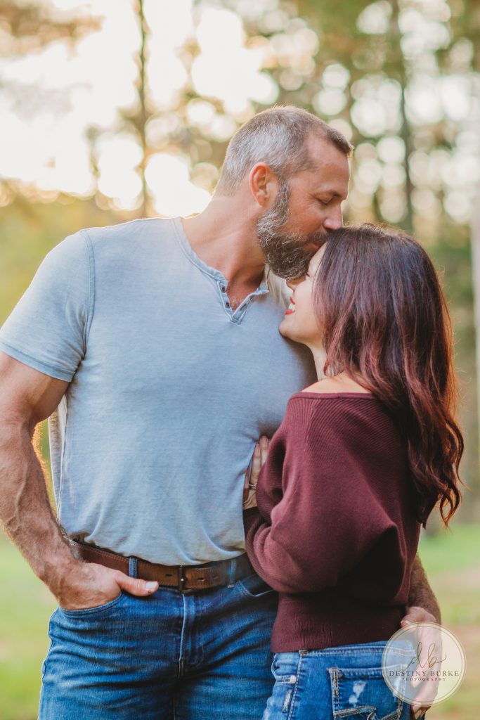 Al Lorenz Park, Mt Morris, upstate, NY, photography, photographer, couples, posing, sunset, fall, autumn, park, trees