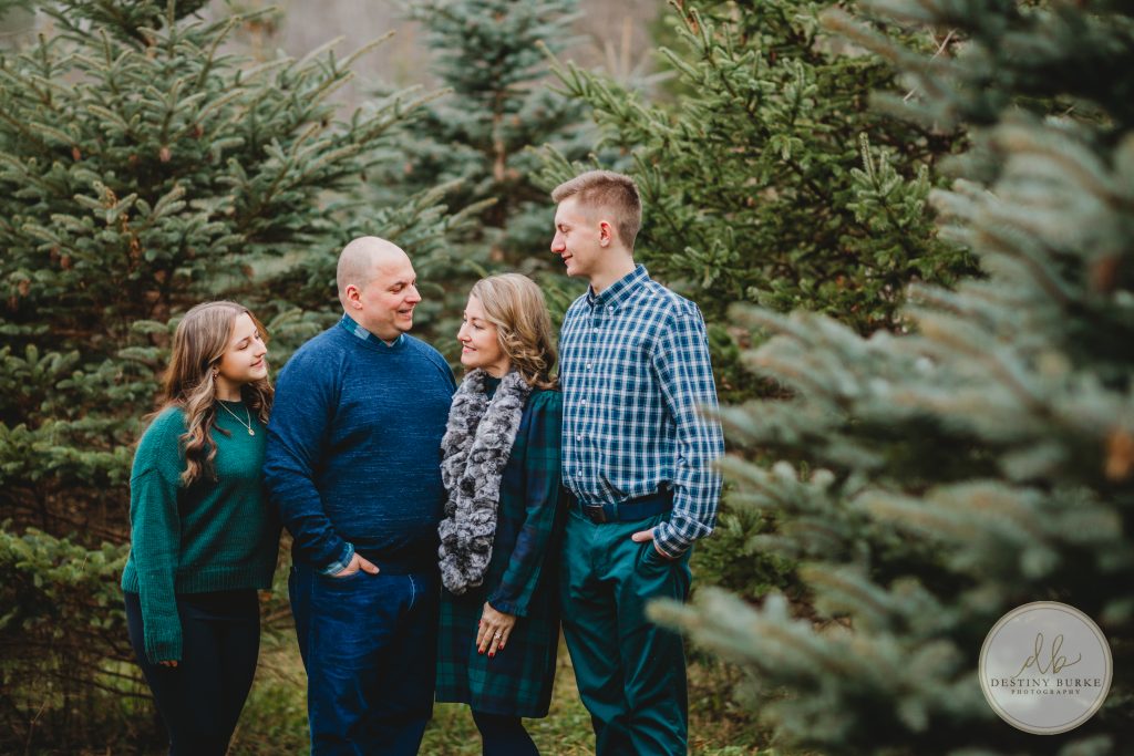 Christmas, Tree, Farm, Mini, Session, Photography, McPherson Orchards, LeRoy, NY, Destiny Burke Photography, Rochester, photographer, posing, family, trees, christmas,
