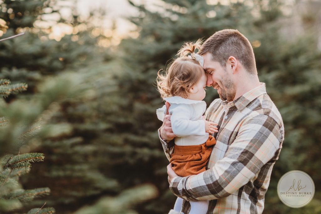 Christmas, Tree, Farm, Mini, Session, Photography, McPherson Orchards, LeRoy, NY, Destiny Burke Photography, Rochester, photographer, posing, family, trees, christmas,