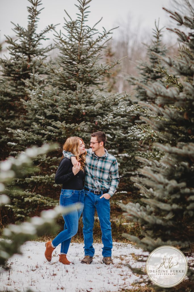 Christmas, Mini, Sessions, McPherson Orchards, LeRoy, NY, photography, photographer, Destiny Burke Photography, family