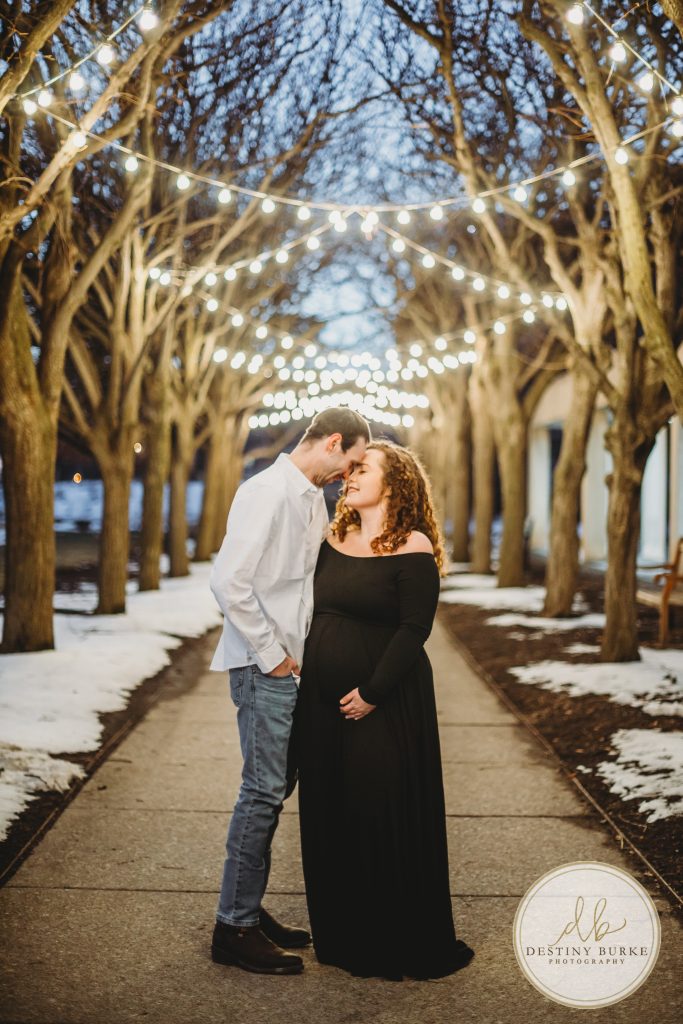 Memorial Art Gallery, Rochester, NY, Maternity, Couple, Photography, Photographer, lights, twinkle, gown, snow