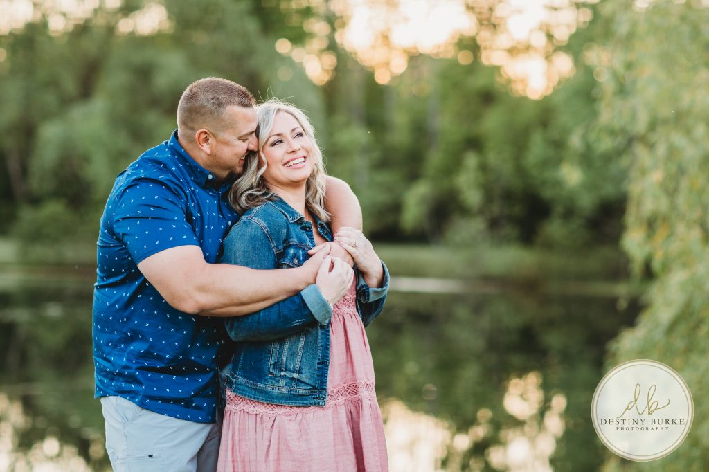 family, posing, outdoor, photography, photographer, upstate, ny, rochester, chili, Black Creek Park, extended