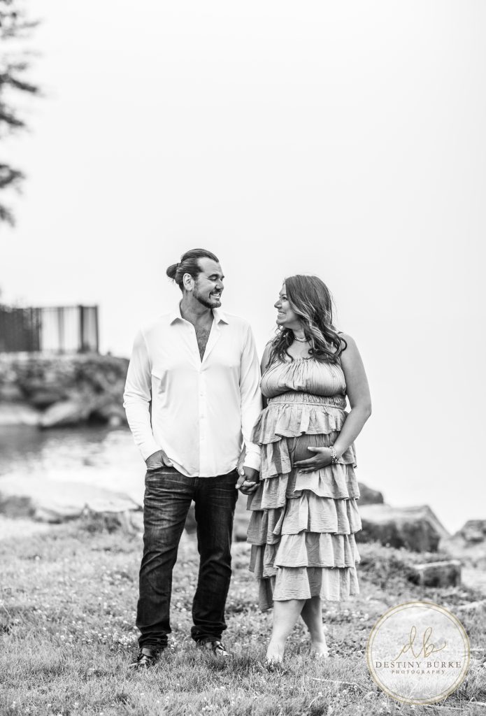 Rochester, Best, Maternity, Photographer, Photography, Webster Park, NY, couple, baby, sunset,