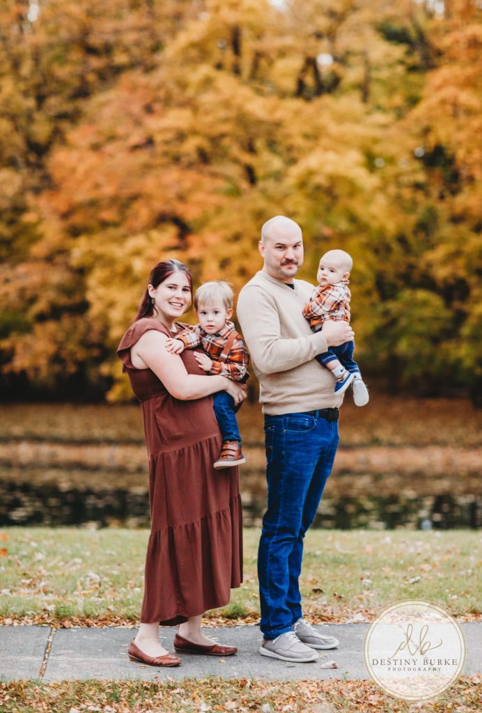 Best family photographer near Rochester, NY, family photography session in the fall, extended family portrait session in Chili, NY, family of four, Black Creek Park,