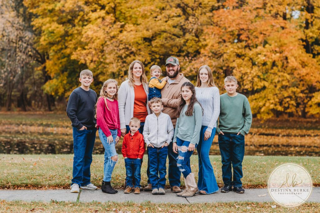 Best family photographer near Rochester, NY, family photography session in the fall, extended family portrait session in Chili, NY, family of ten, family of 10