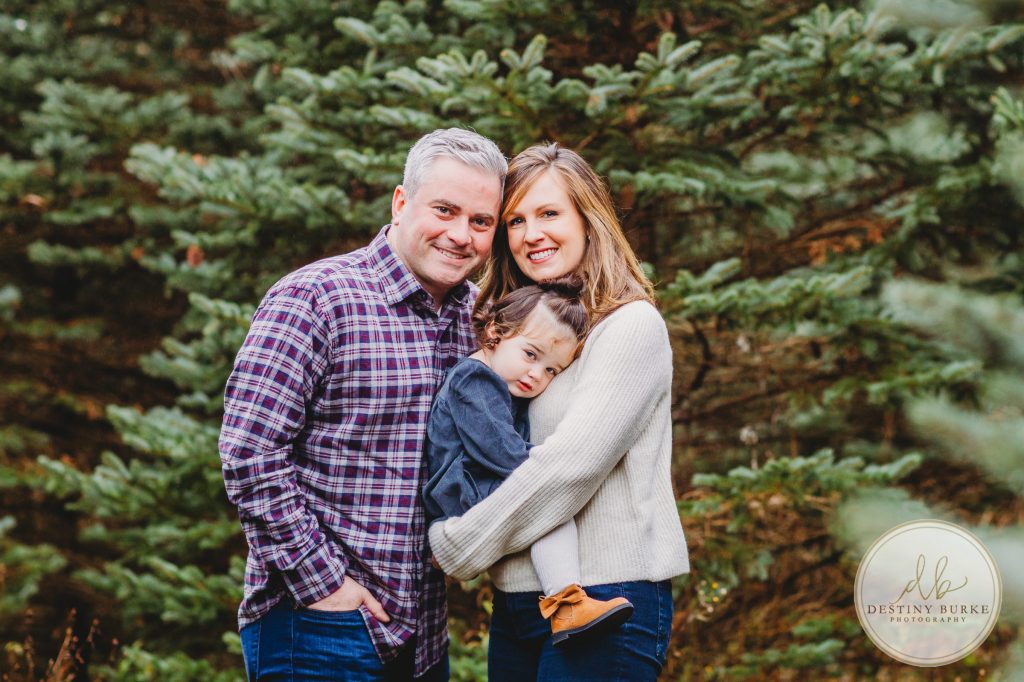 Christmas Mini Photo Sessions near Rochester, NY at McPherson Orchards, Family Photographer