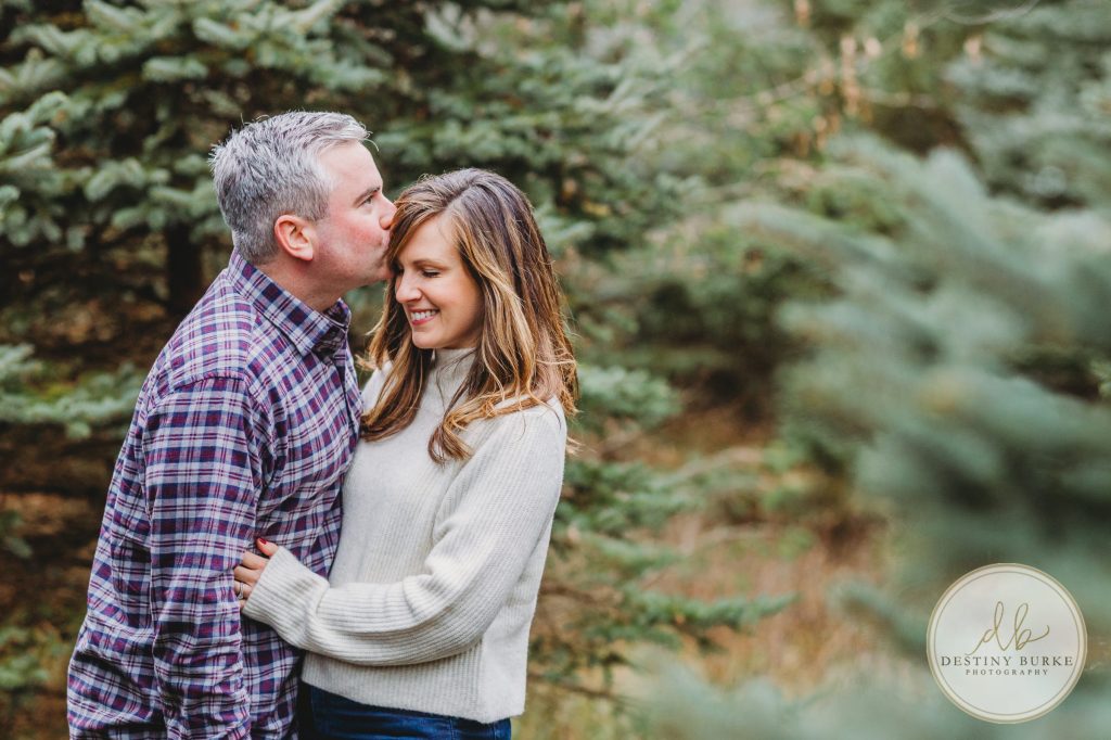 Christmas Mini Photo Sessions near Rochester, NY at McPherson Orchards, Family Photographer