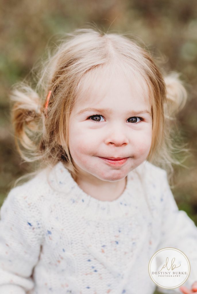 Christmas Mini Photo Sessions near Rochester, NY at McPherson Orchards, Family Photographer