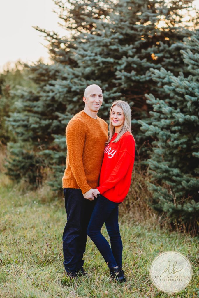 Christmas Mini Photo Sessions near Rochester, NY at McPherson Orchards, Family Photographer